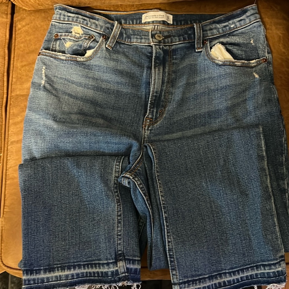 Abercrombie and Fitch High Rise Ankle Straight jeans